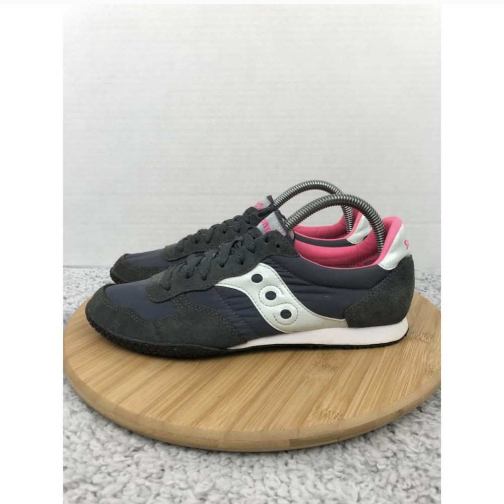 Saucony Bullet Sneakers Womens 10 Dark Gray Pink Low Top Retro Classic Lifestyle